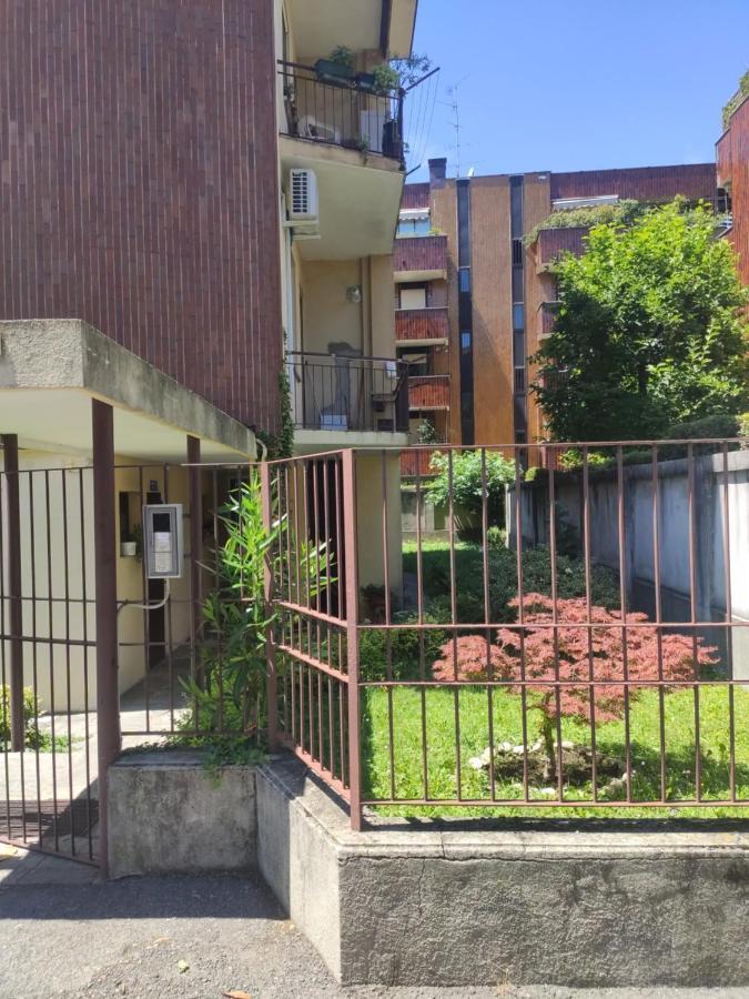 Appartamento C&Y Torelli 1 诺瓦拉 外观 照片